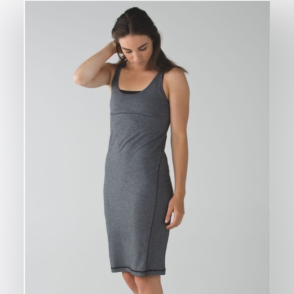 Lululemon Go For It Dress in Micro Stripe Black White Size 8 - Picture 1 of 10
